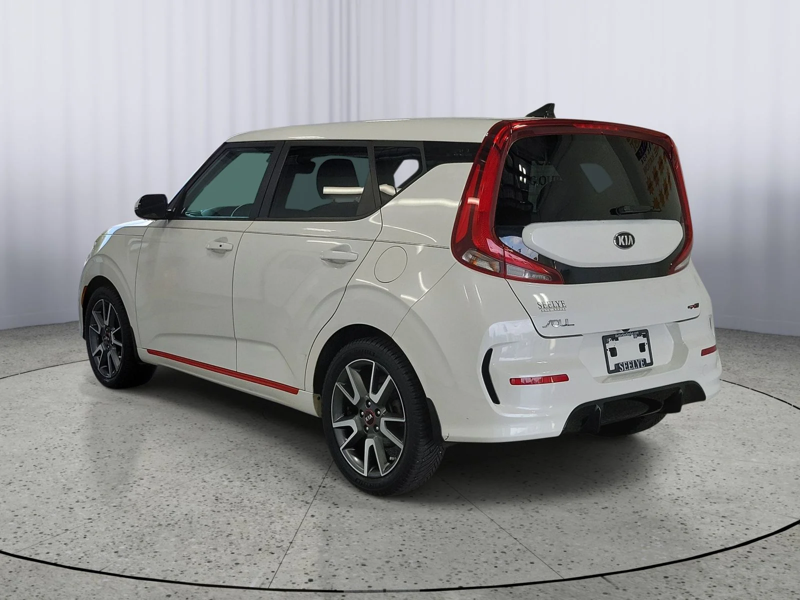 Used 2020 White Kia GT-Line image 3