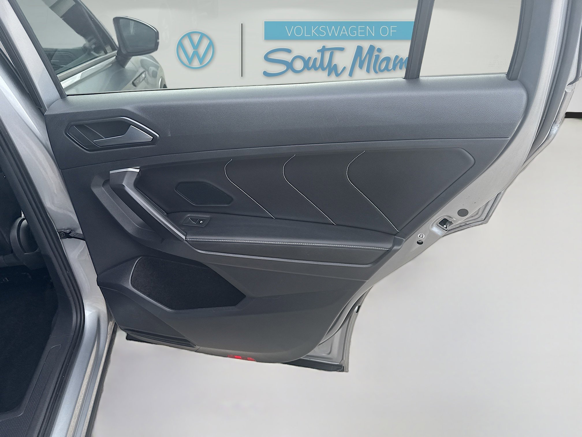 Certified Used 2023 Silver Metallic Volkswagen SE R-Line Black image 30