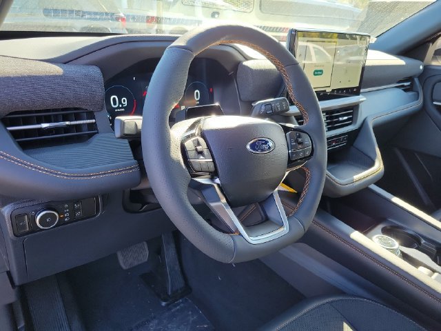 New 2027 Star White Metallic Tri-Coat Ford Tremor® image 45