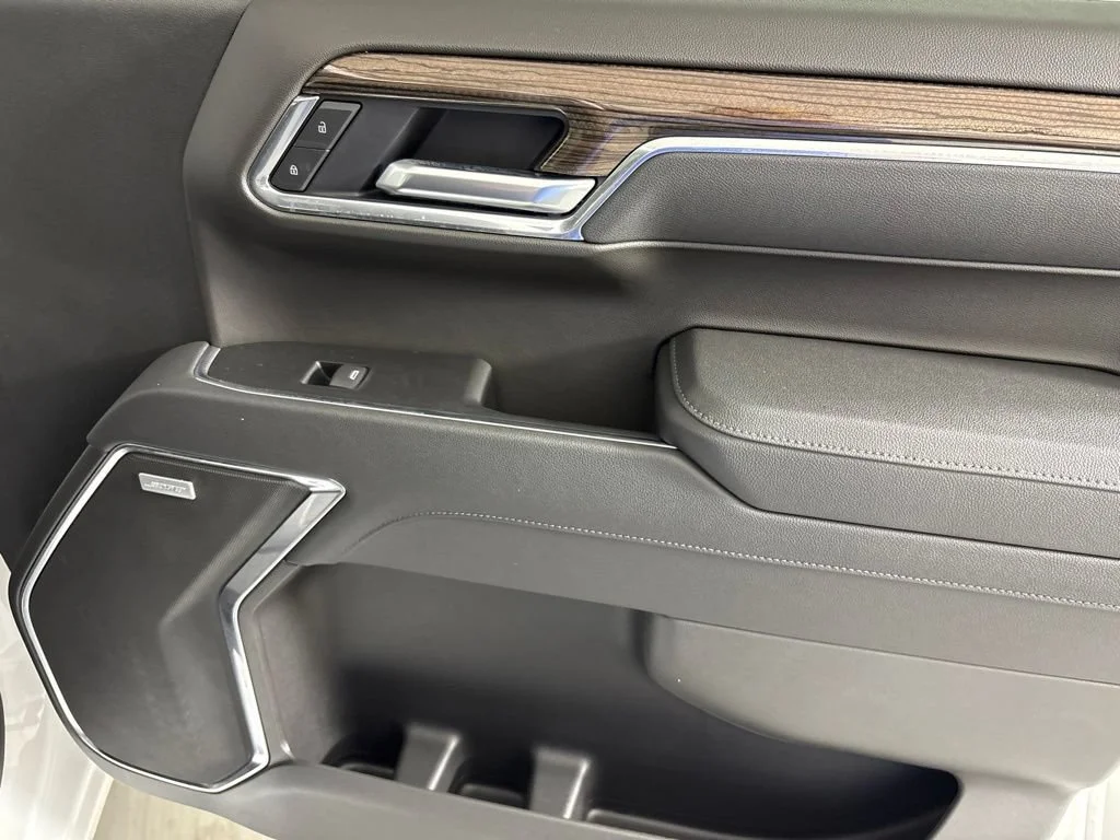 New 2026 Summit White Chevrolet LT Trail Boss image 20