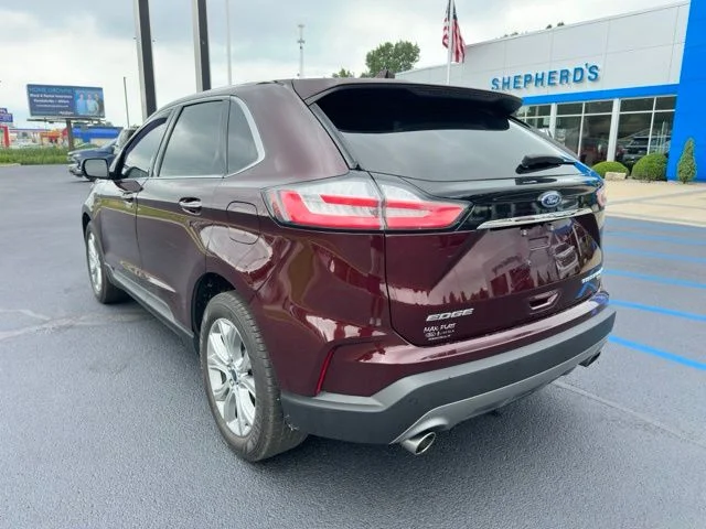 Used 2019 Red Ford Titanium image 18