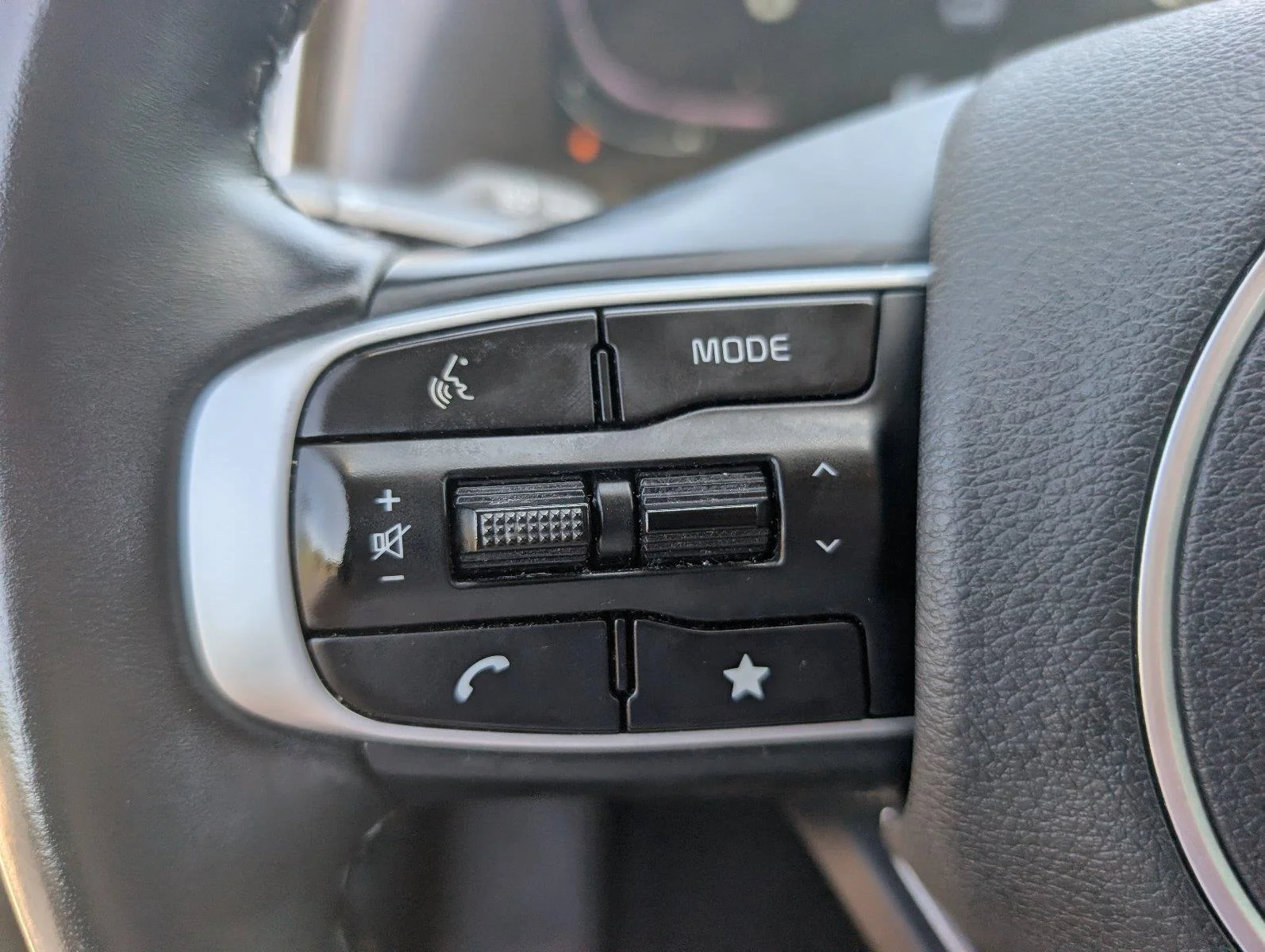 Used 2023 Ebony Black Kia EX image 27