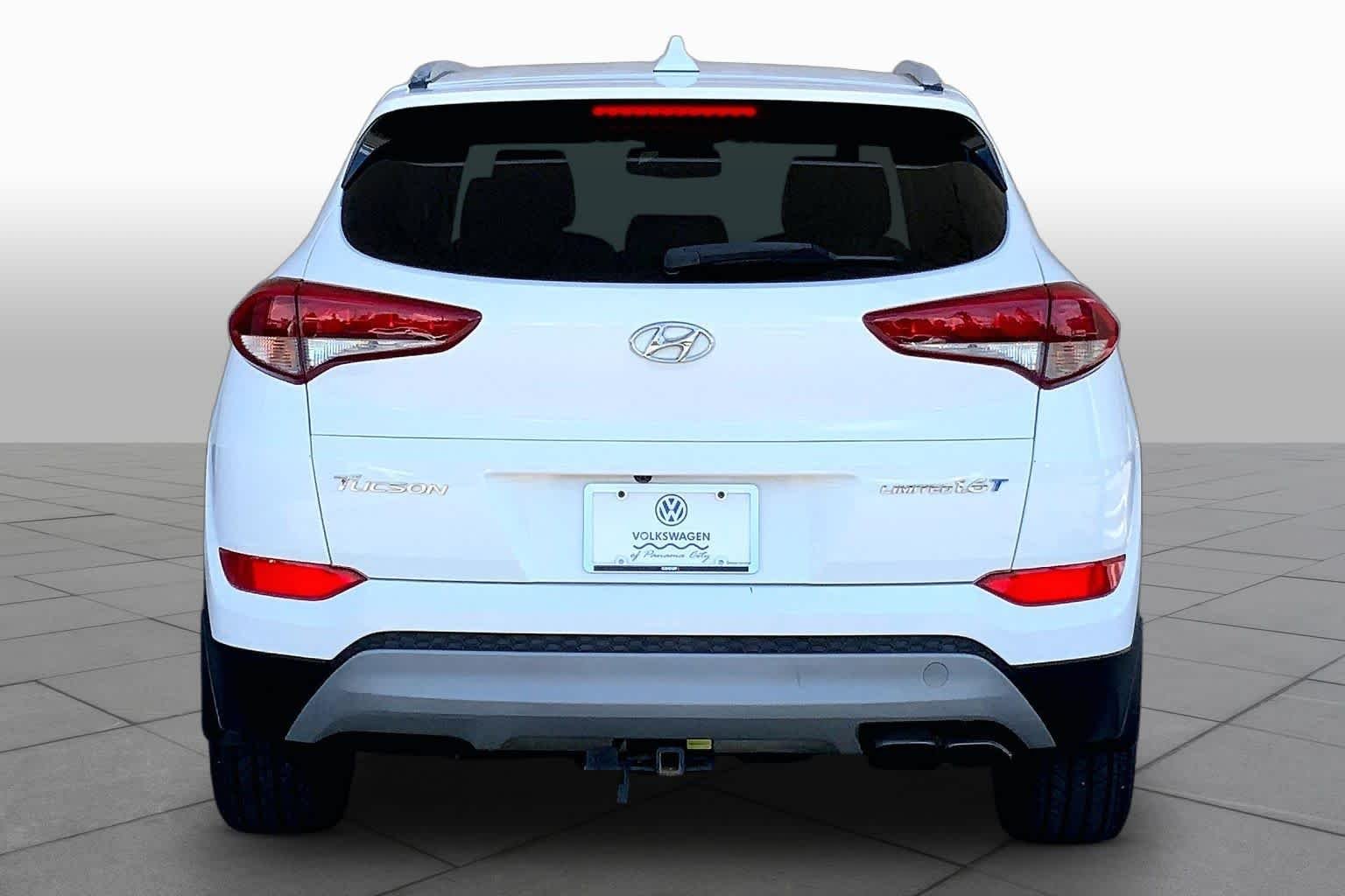 Used 2018 Dazzling White Hyundai Limited image 5