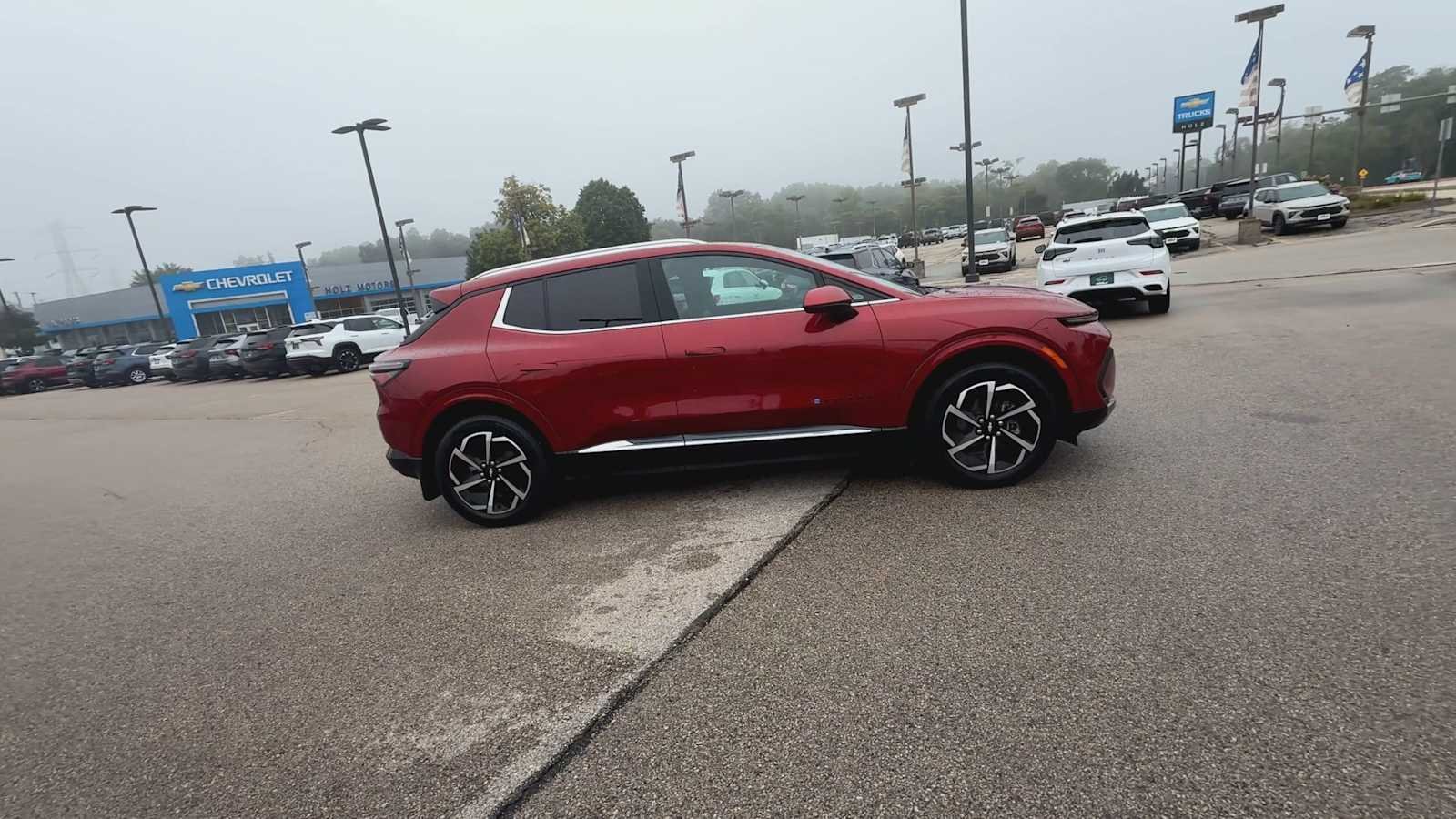 2024 Chevrolet Equinox EV LT - Photo 9