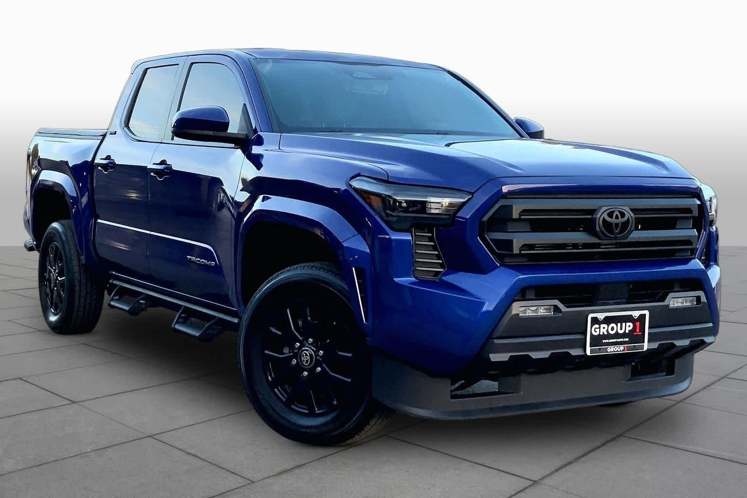 Used 2025 Blue Crush Metallic Toyota SR5 image 3