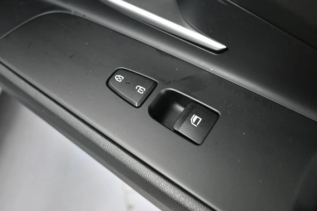 Used 2021 Gray Hyundai SEL image 43