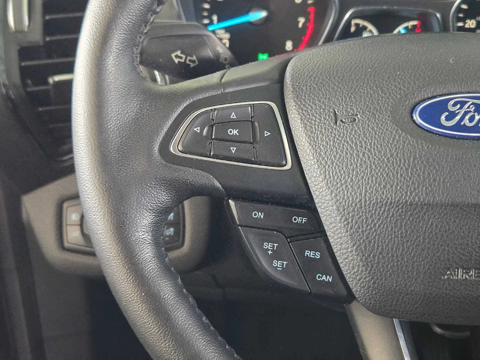 Used 2019 Magnetic Metallic Ford Titanium image 27