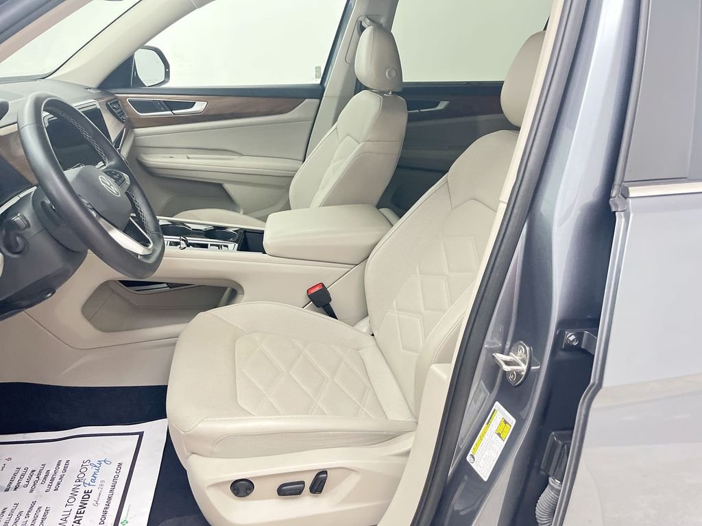 2024 Volkswagen Atlas SE w/Tech - Photo 15