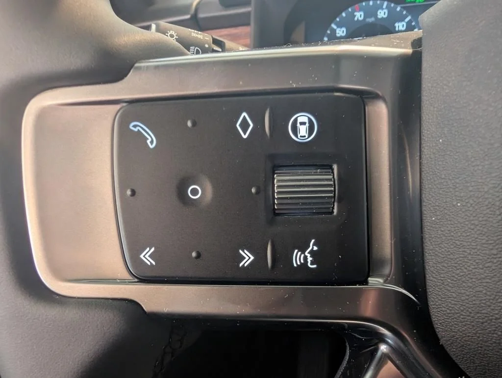 New 2026 Fuji White Land Rover S image 16