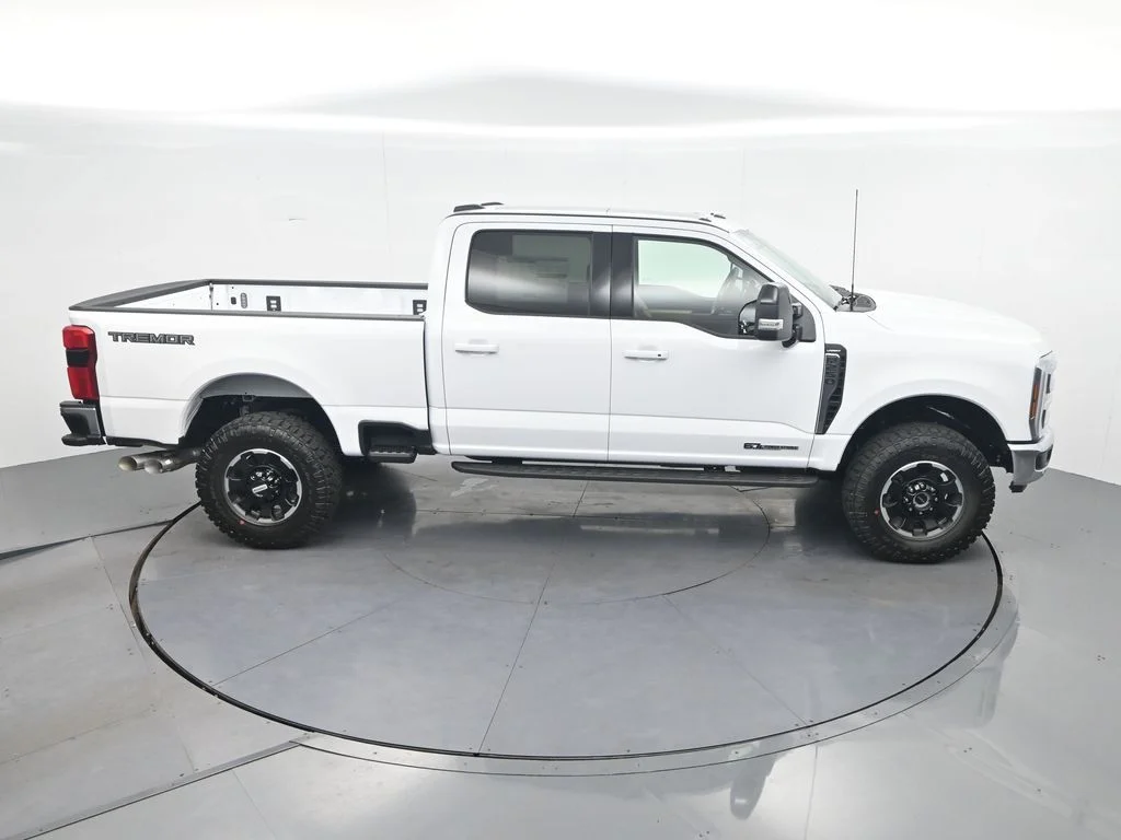 New 2026 Oxford White Ford F-250® Lariat® image 26