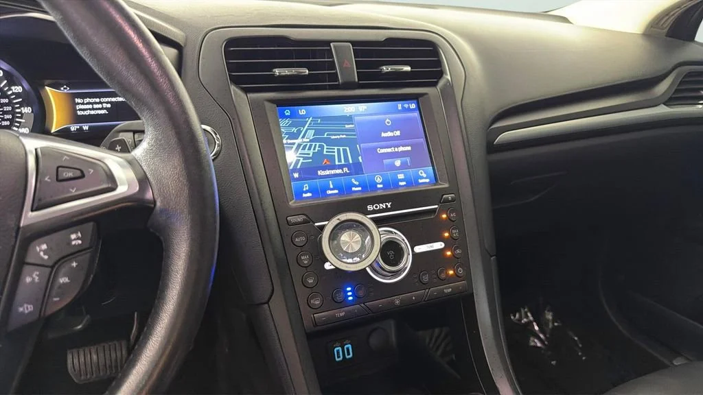 Used 2020 Gray Ford Titanium image 21