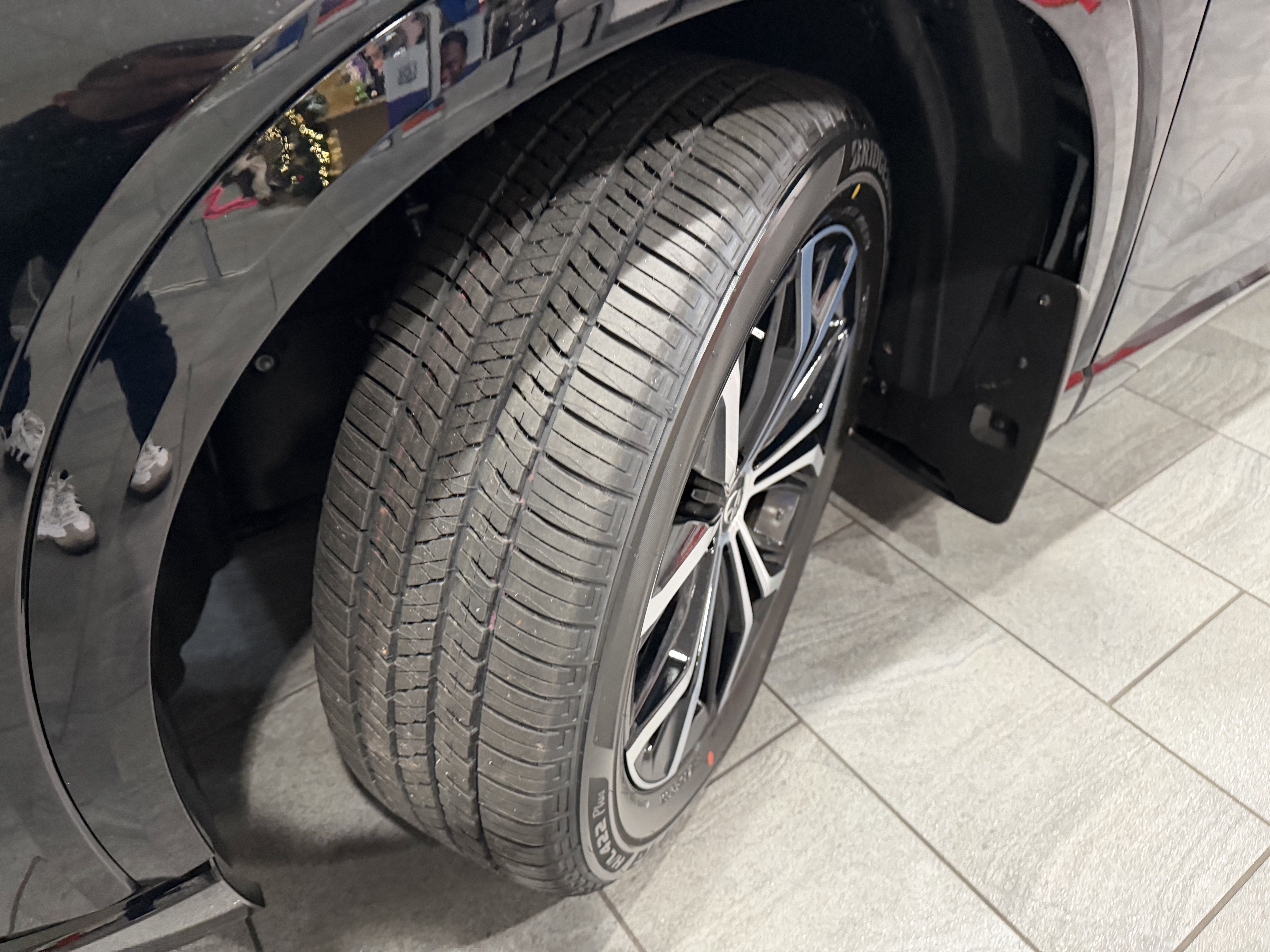 2025 Toyota Crown Signia XLE - Photo 44