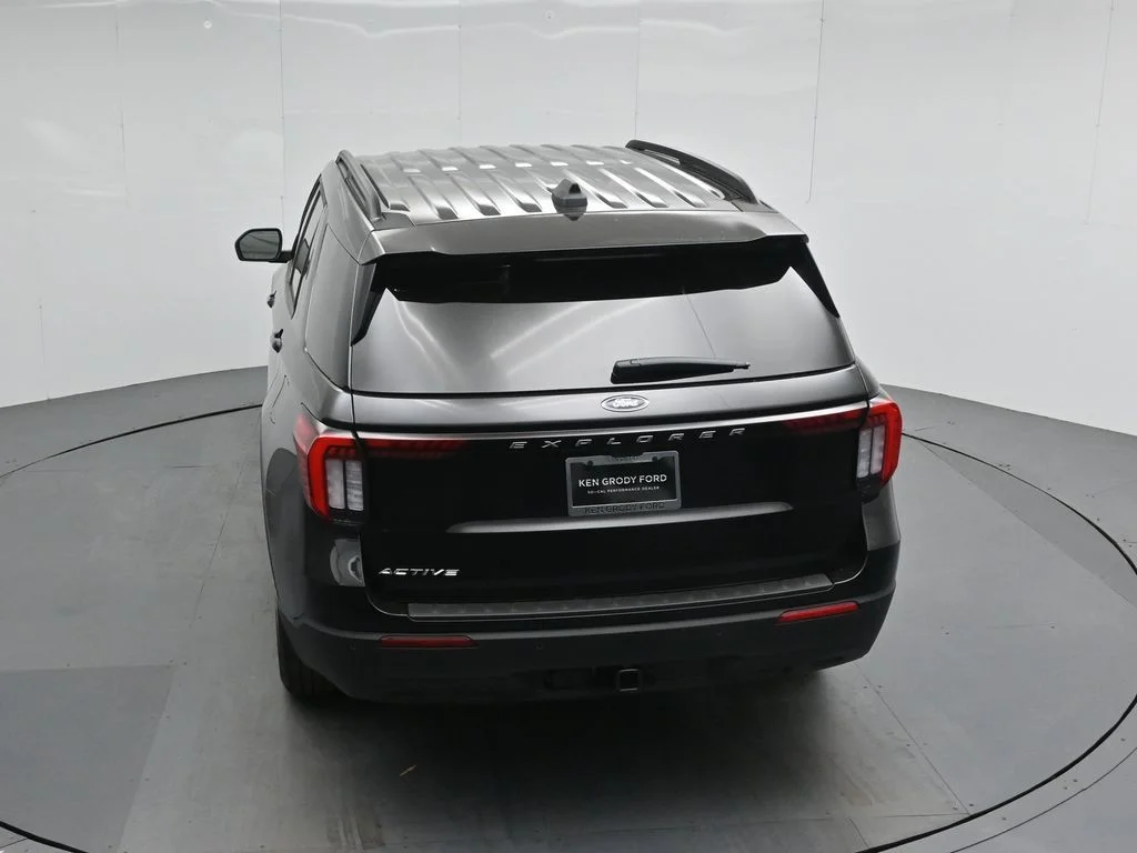 New 2026 Agate Black Metallic Ford Active image 41