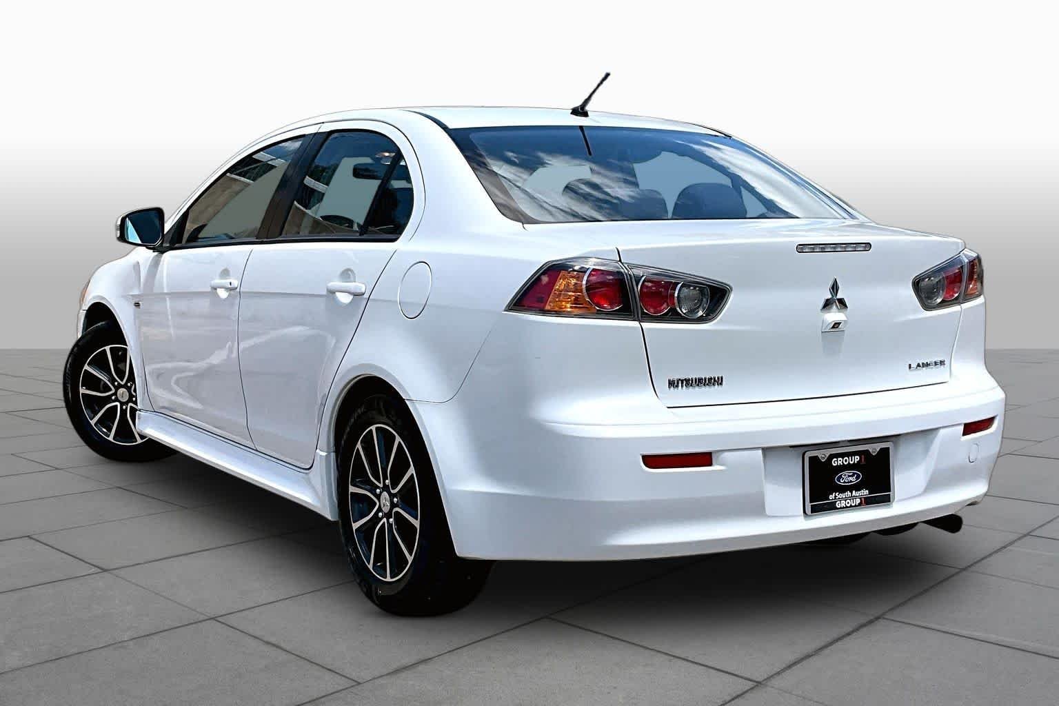 Pre-Owned 2017 Mitsubishi Lancer ES