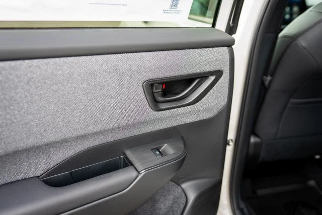 New 2026 Crystal White Pearl Subaru Premium image 26