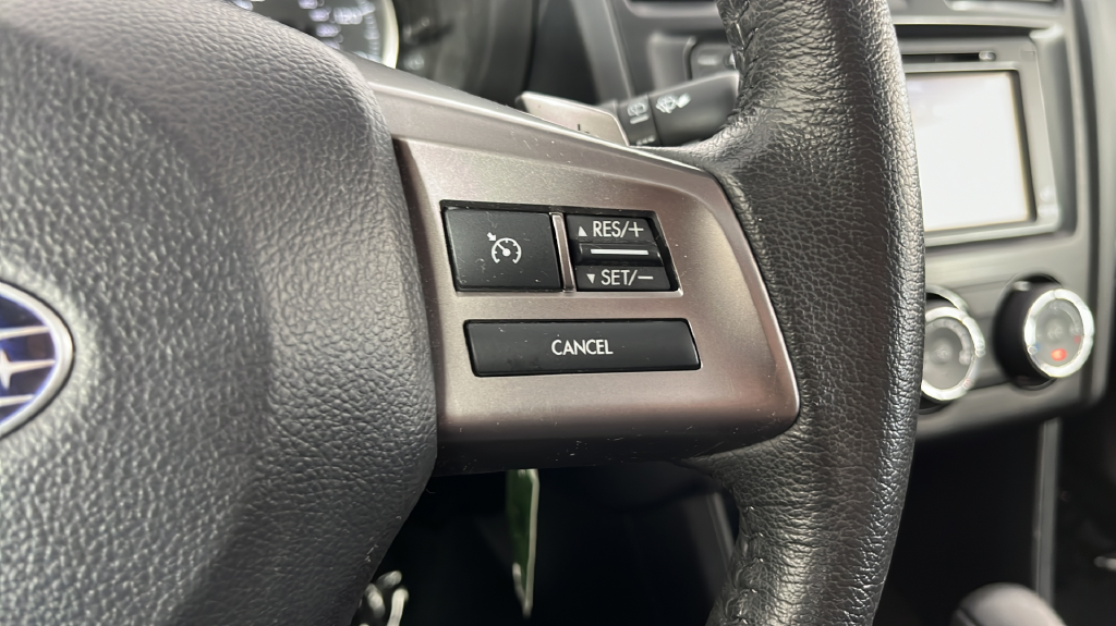 Used 2014 Ice Silver Metallic Subaru 2.0i Limited image 26