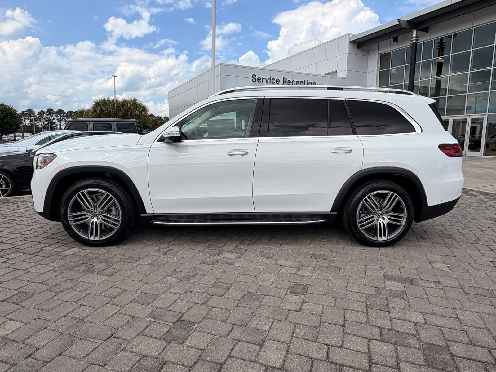 New 2026 Polar White Mercedes-Benz GLS 450 image 40