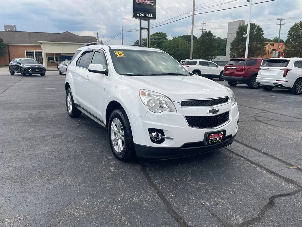 Used 2015 SUMMIT WHITE Chevrolet LT image 1