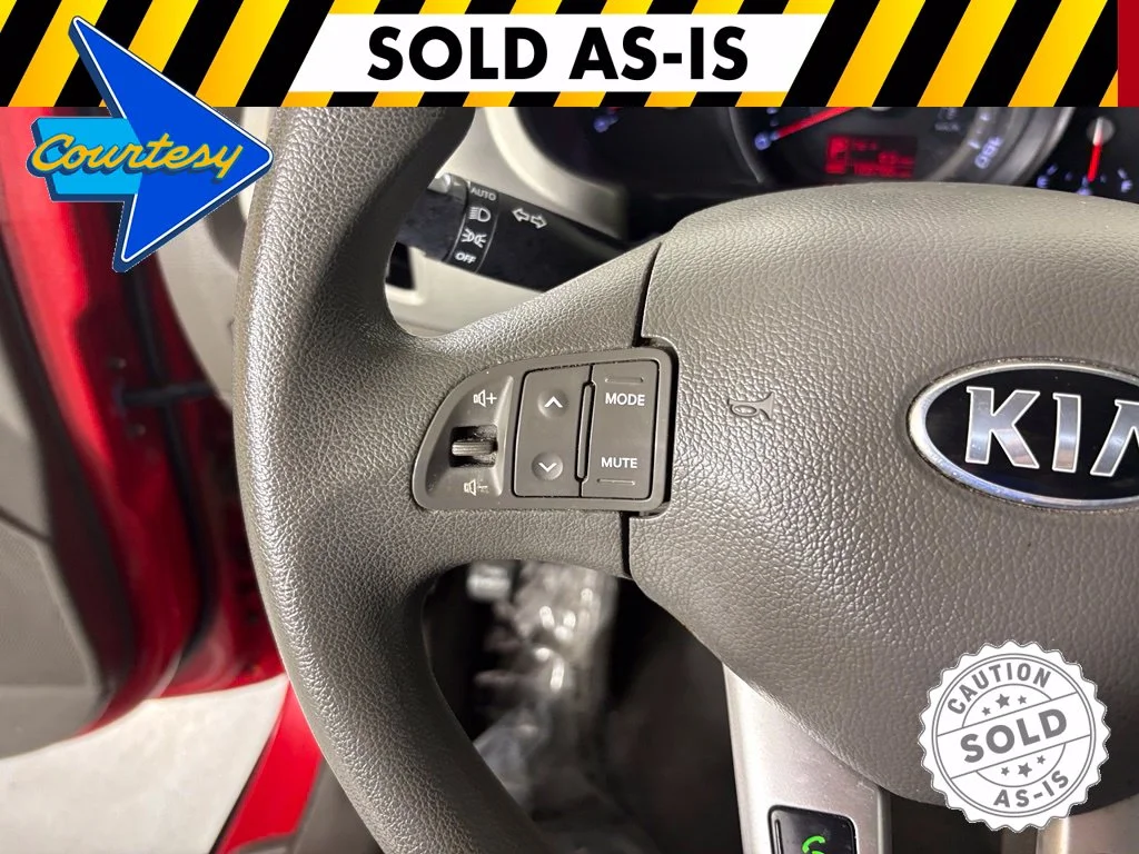 Used 2013 Red Kia LX image 19