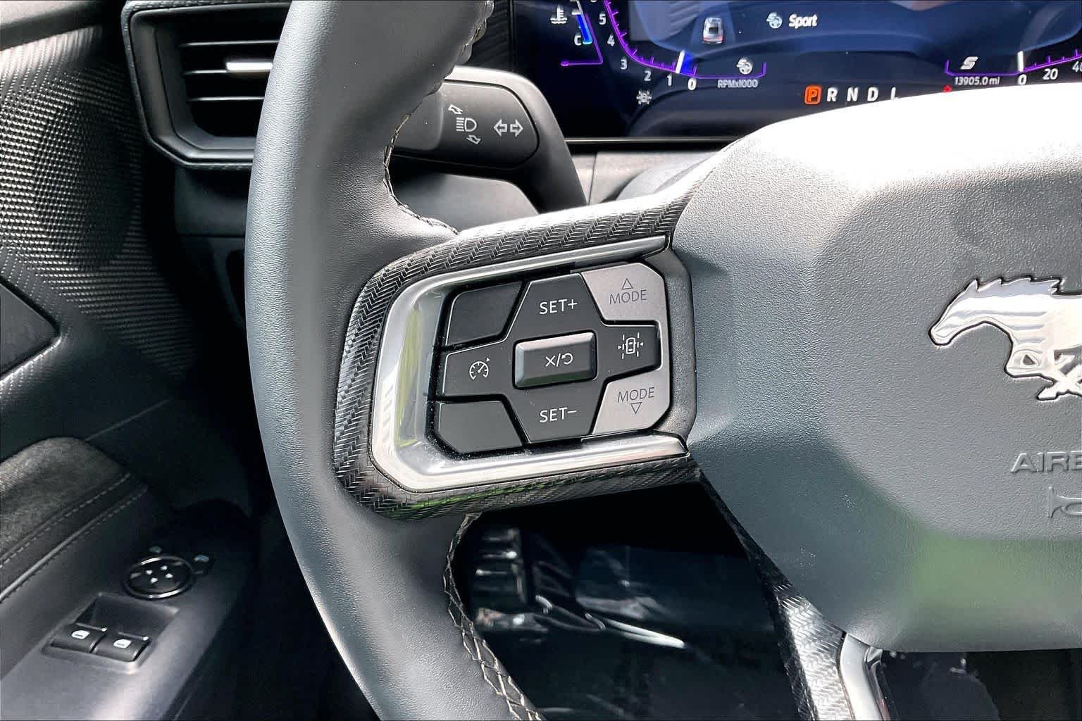 Used 2025 Shadow Black Ford EcoBoost image 24