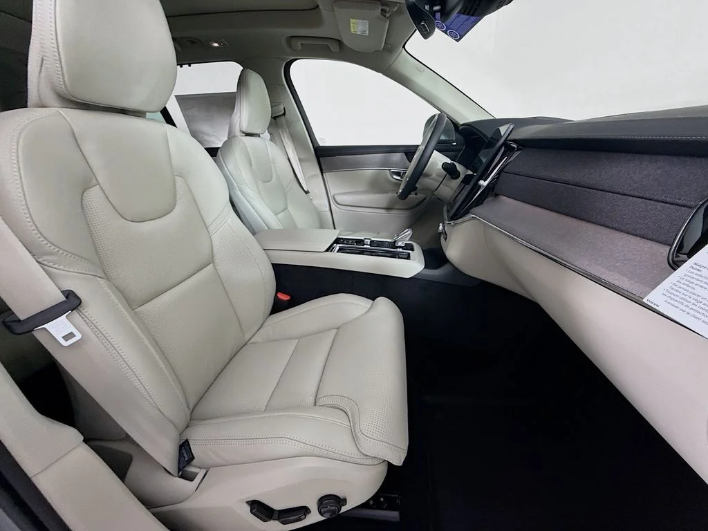 New 2026 Gray Metallic Volvo T8 Ultra image 24