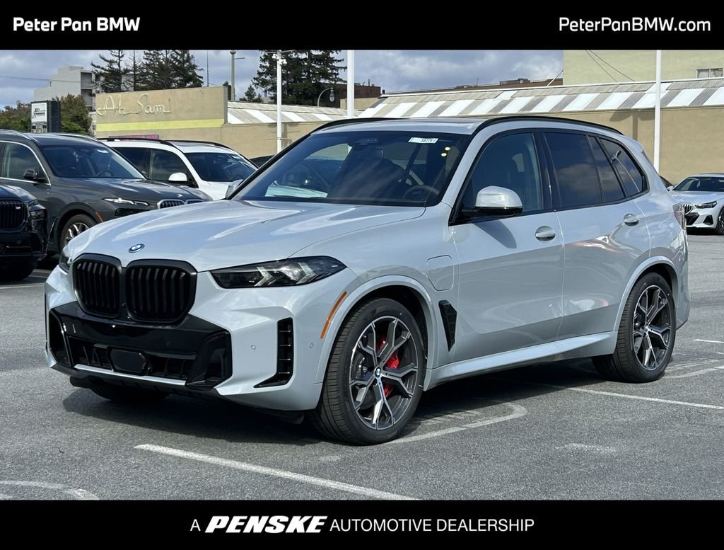 2026 BMW X5 xDrive50e's photo