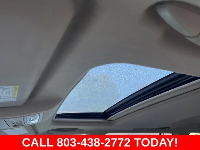 Used 2010 White Toyota Limited image 9
