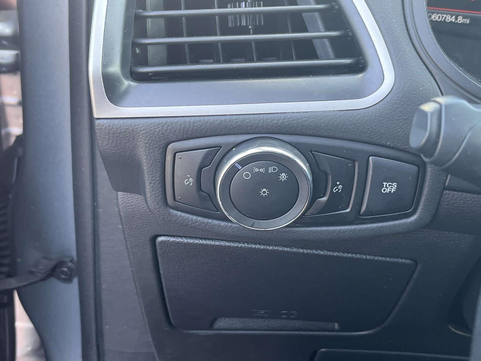 Used 2024 Sil/silver Ford SEL image 34