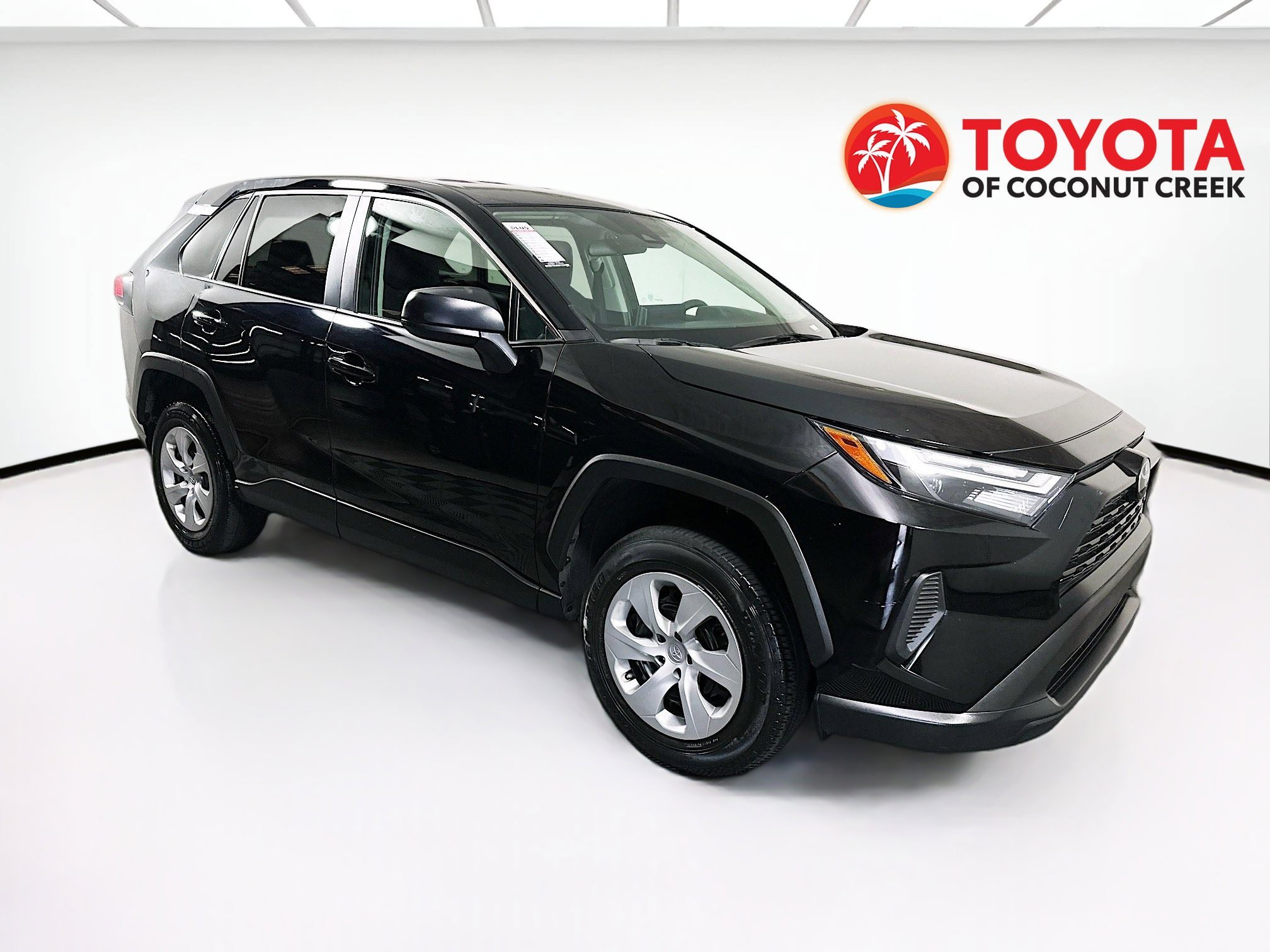 2024 Toyota RAV4 thumbnail 3