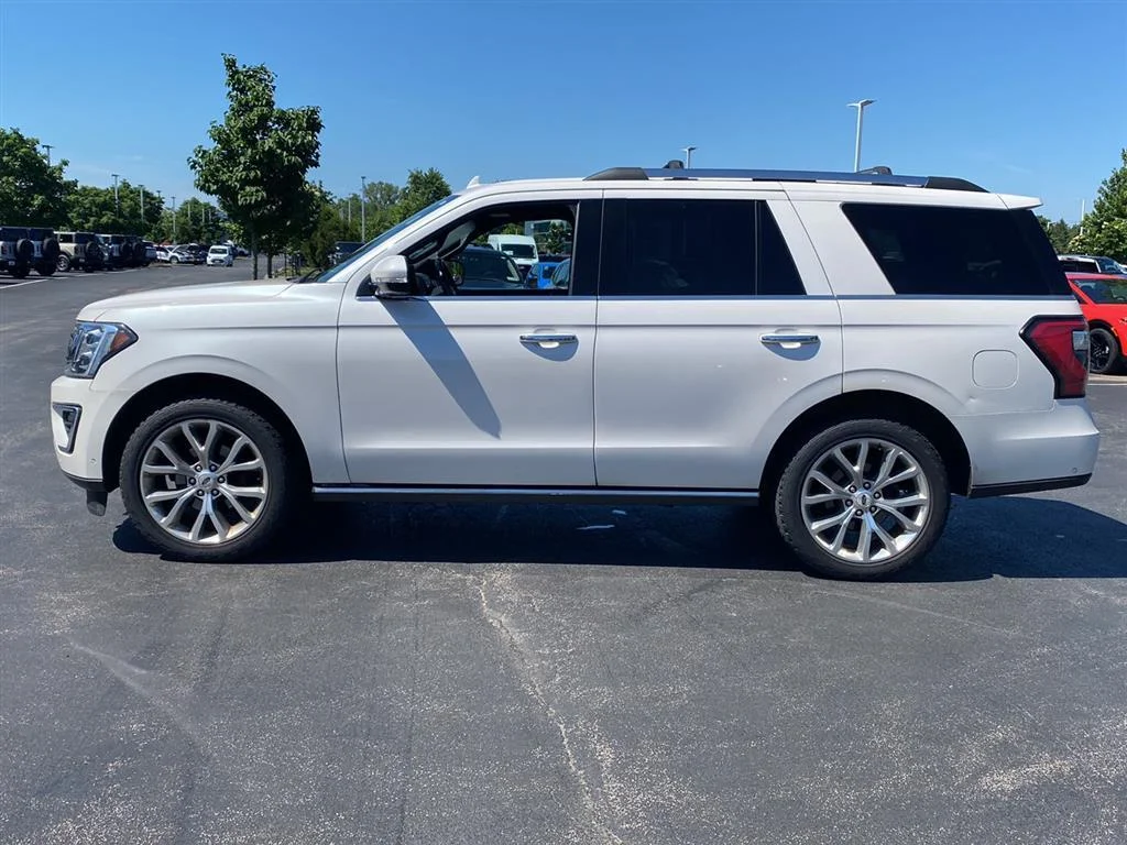 Used 2018 White Platinum Metallic Tri-Coat Ford Limited image 9
