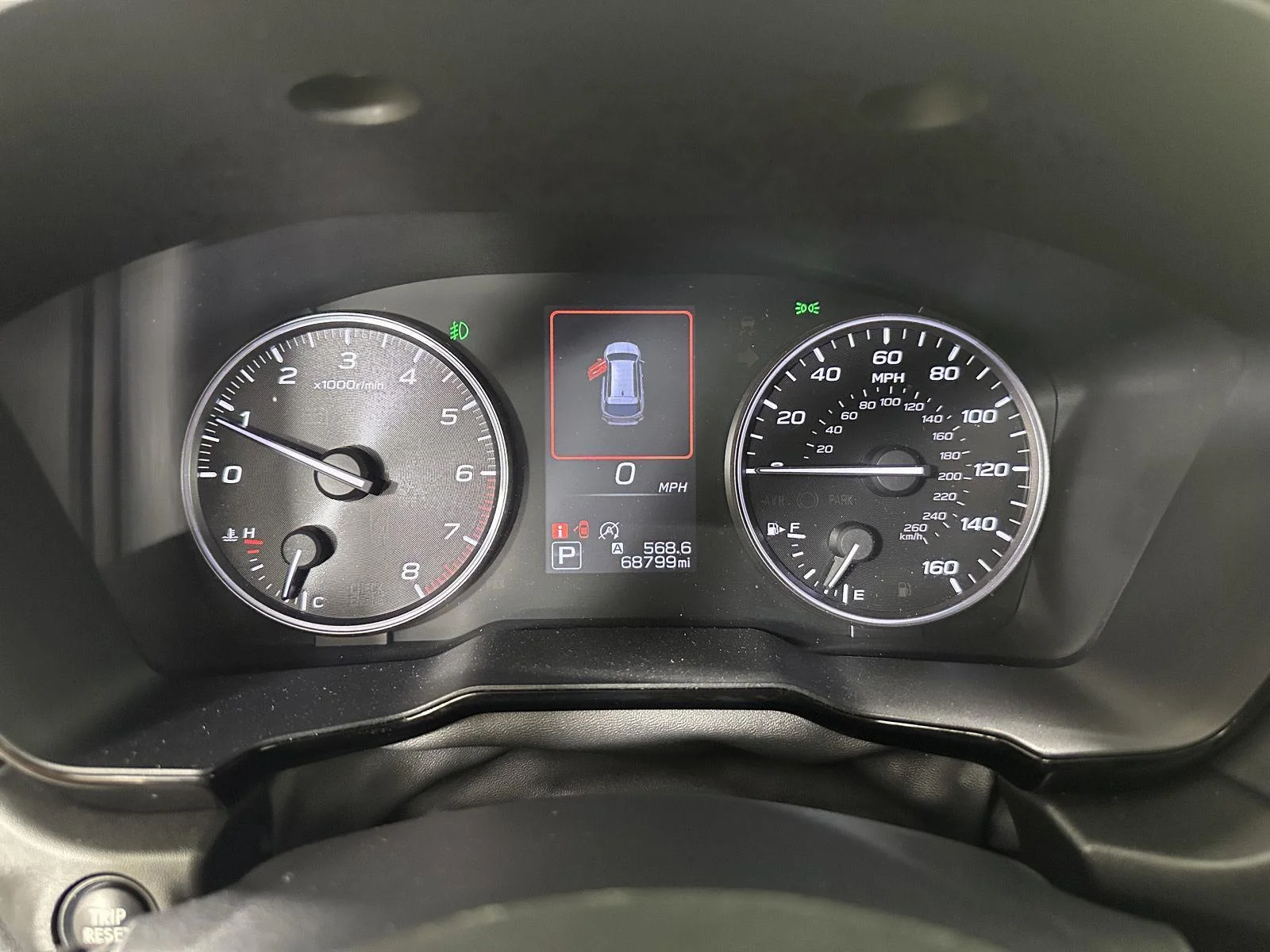 Used 2021  Subaru  image 4