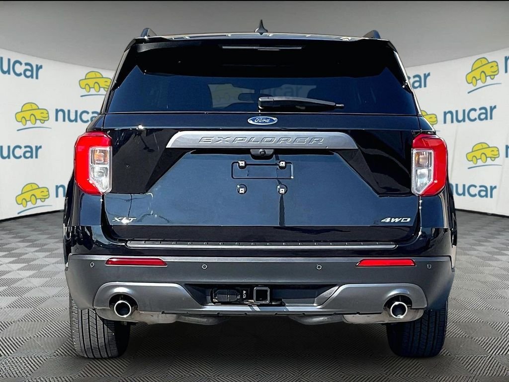 Used 2023 Black Ford XLT image 5