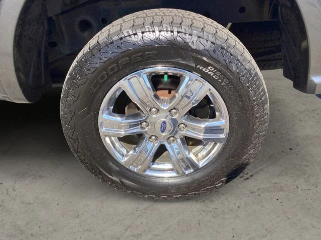 Used 2019 Magnetic Ford XLT image 14