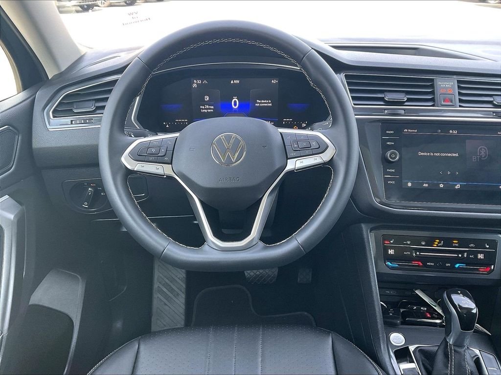 Used 2023 Black Volkswagen 2.0T SE image 16