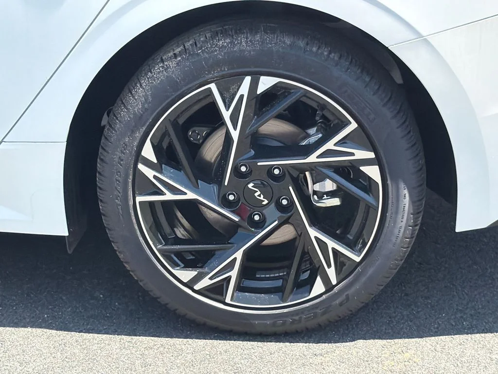 New 2026 White Kia GT-Line image 19