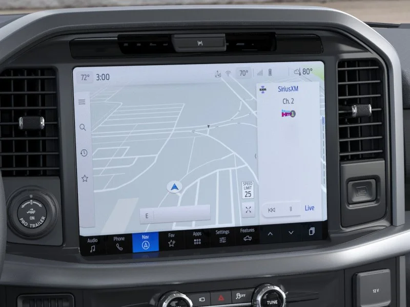 New 2025 Oxford White Ford XLT image 14