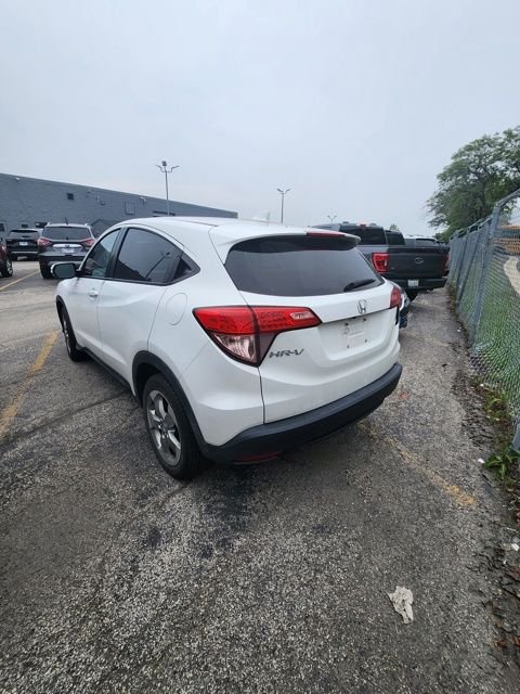 Used 2017  Honda EX image 6