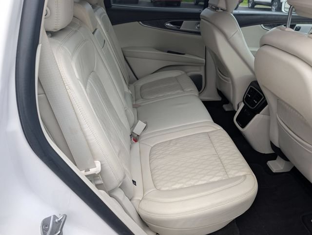 Used 2019 White Lincoln Black Label image 21