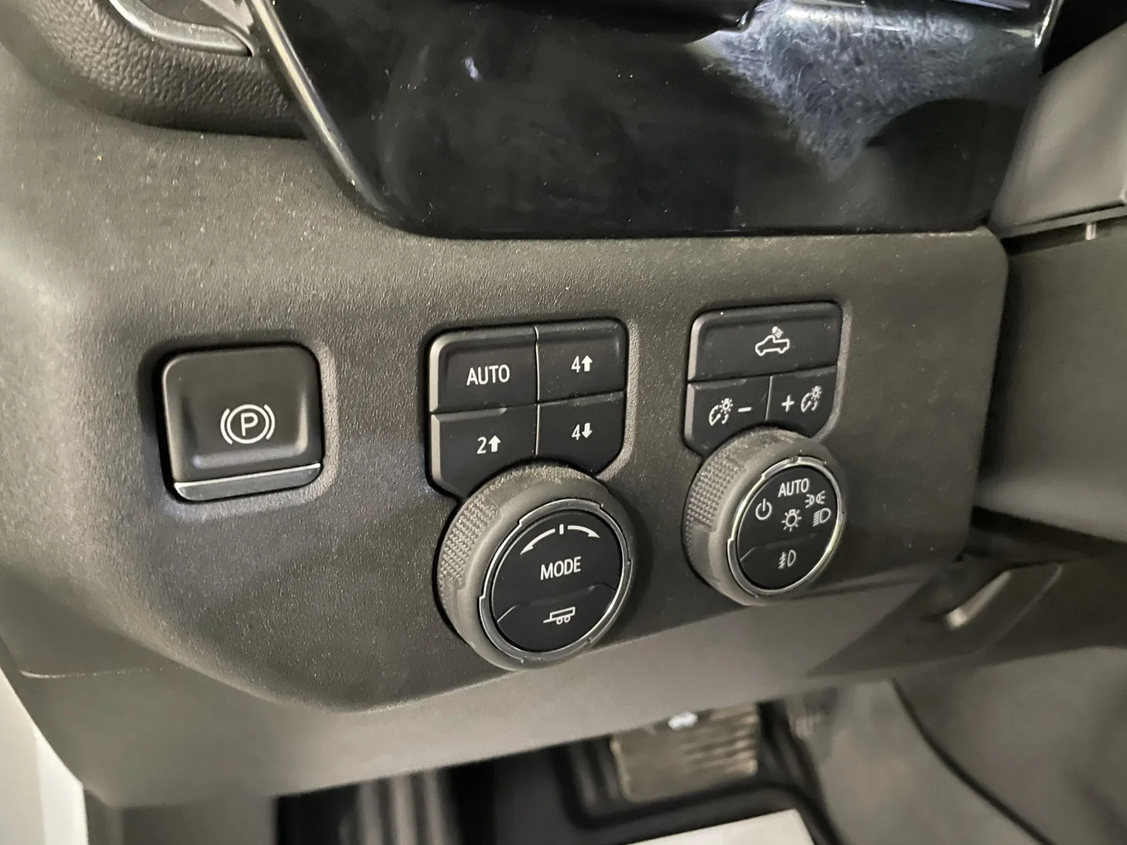 Used 2023 Summit White Chevrolet RST image 12