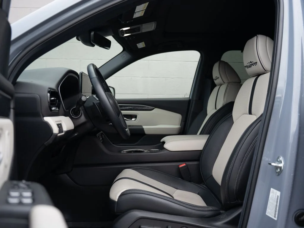 Used 2026  Honda  image 17