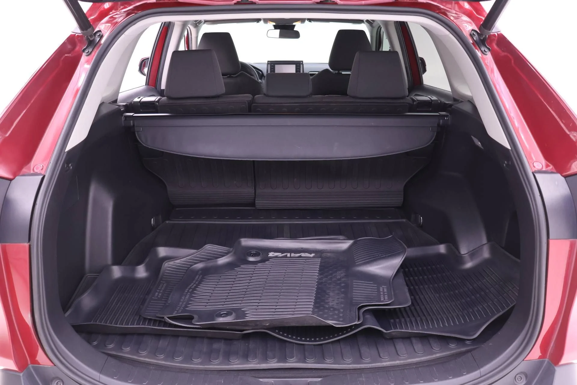 Used 2019 Ruby Flare Pearl Toyota XLE image 14