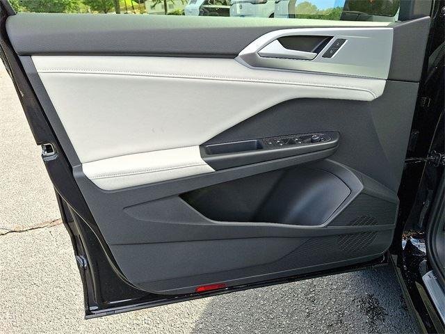 2025 Volkswagen Taos SE - Photo 8