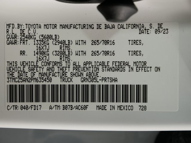 Used 2023 Ice Cap Toyota Double Cab TRD Off-Road w/ Technology Pkg image 32