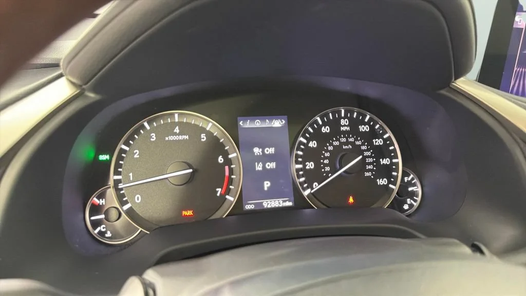 Used 2022 Black Lexus RX 350L image 20