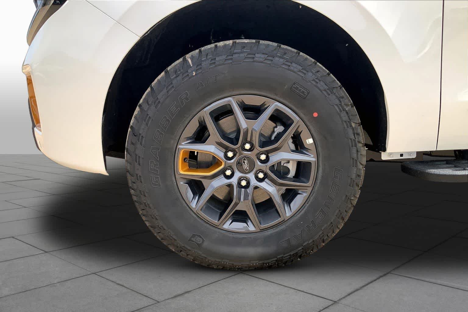 New 2026 Star White Metallic Tri-Coat Ford Tremor® image 11