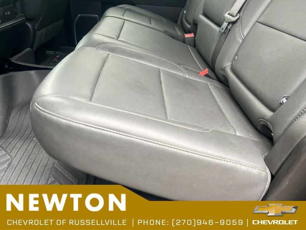 Used 2025 Black Chevrolet LT image 30