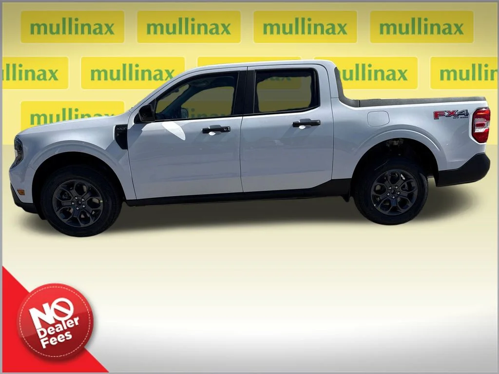 New 2026 White Ford XLT image 2