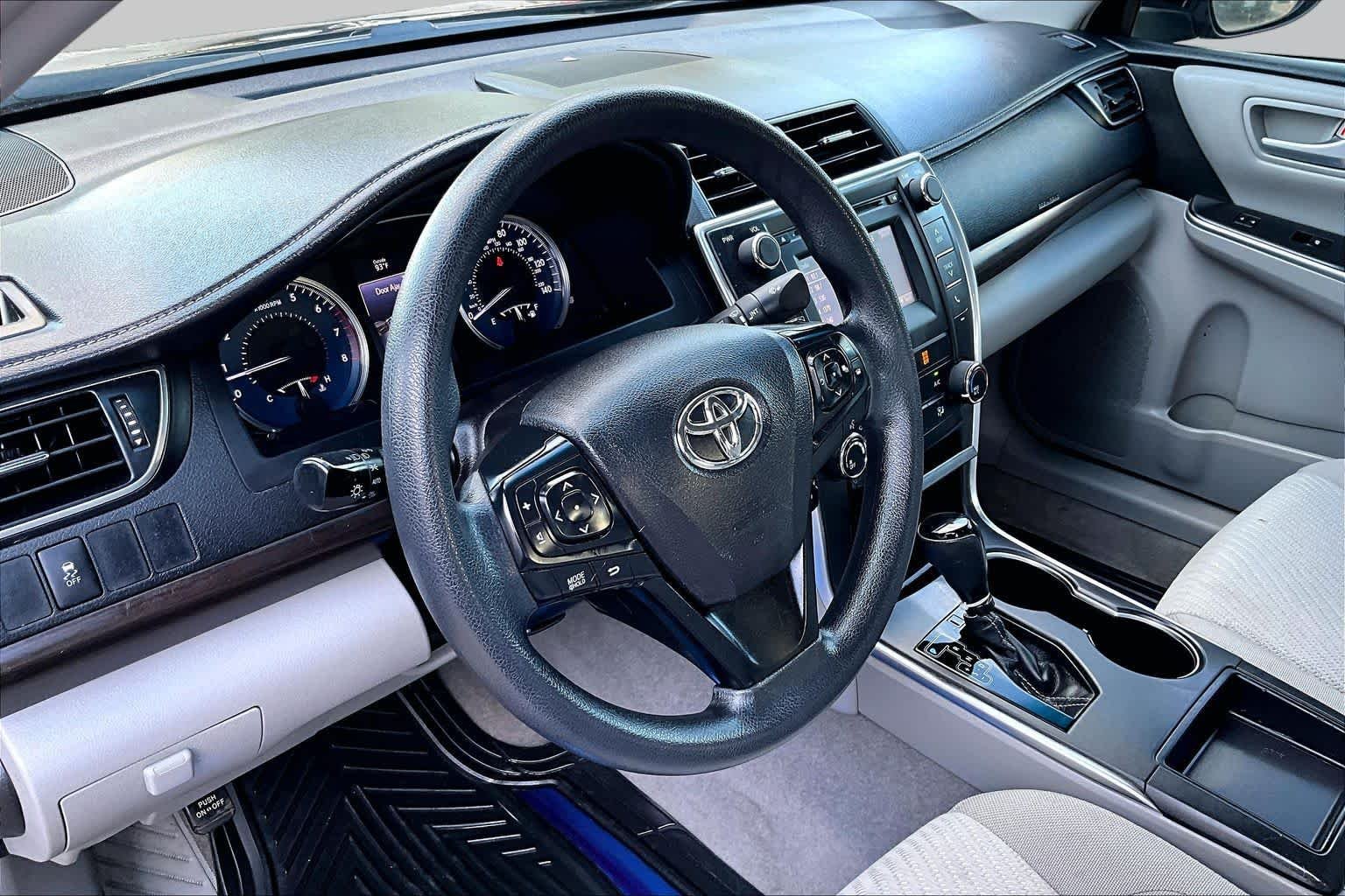Used 2016 Cosmic Gray Mica Toyota LE image 17