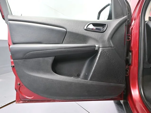 2011 Dodge Journey Mainstreet - Photo 19