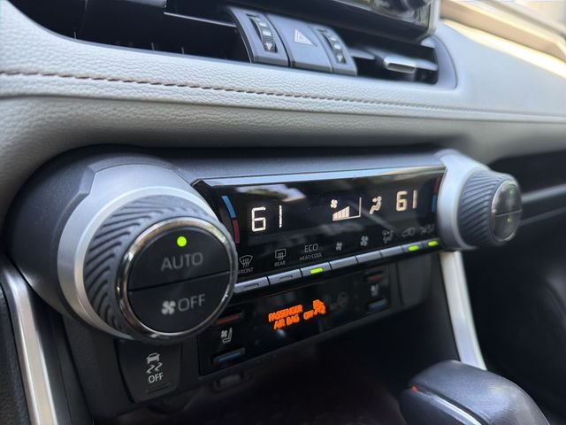 Used 2019 Red Toyota Limited image 19